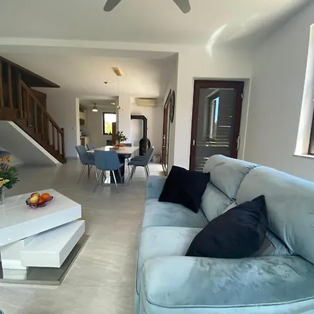 Angela Holiday home Kastela